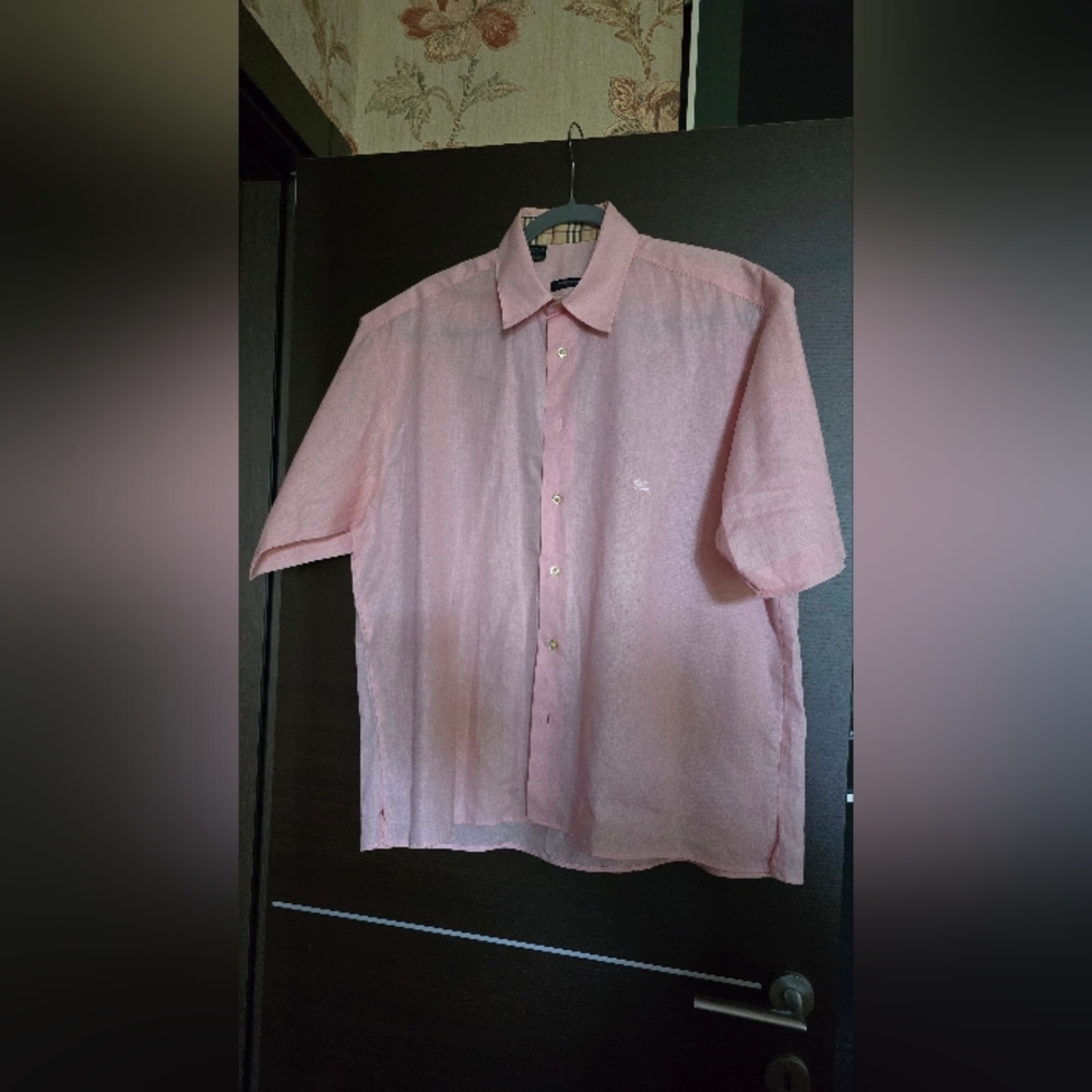 Burberry Men's Light Pink Linen  Casual Button Down Shirt